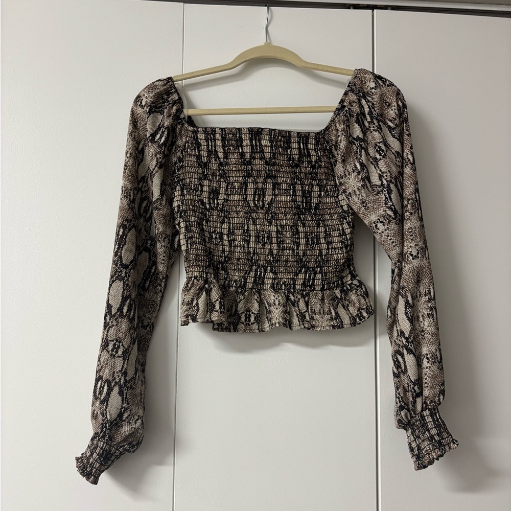NWT Sage snakeskin top